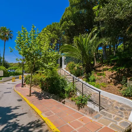 Apartment Cubo's Atico Cabopino Port & Parking *
