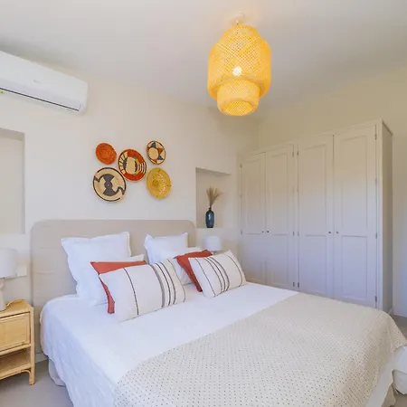 Cubo's Atico Cabopino Port & Parking Apartment *