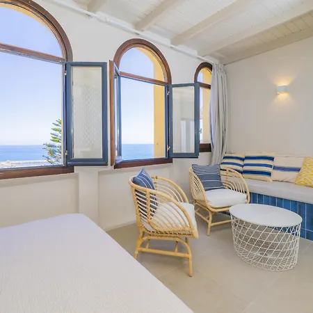 Apartment Cubo's Atico Cabopino Port & Parking